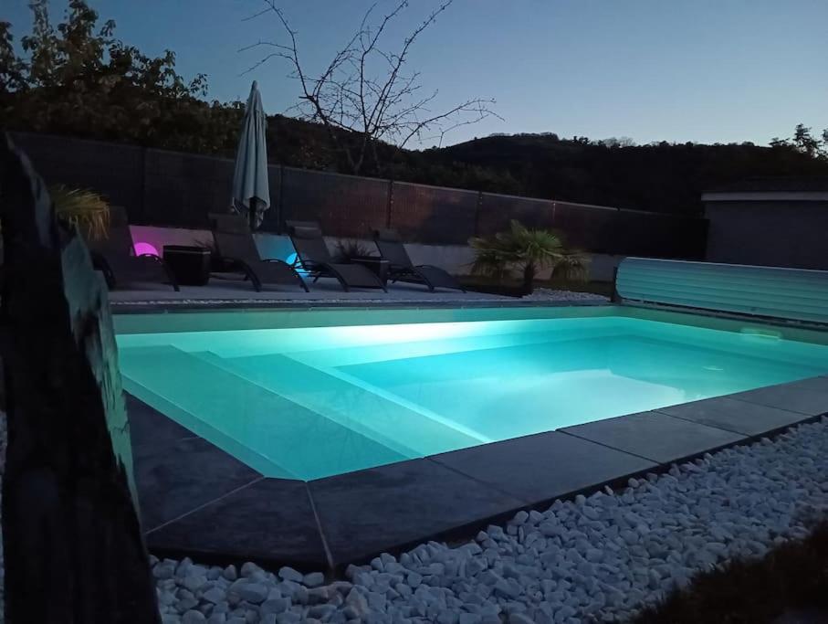 Chambre & Sdb Privee Avec Piscine En Bord De Via Rhona Sarras Exterior foto